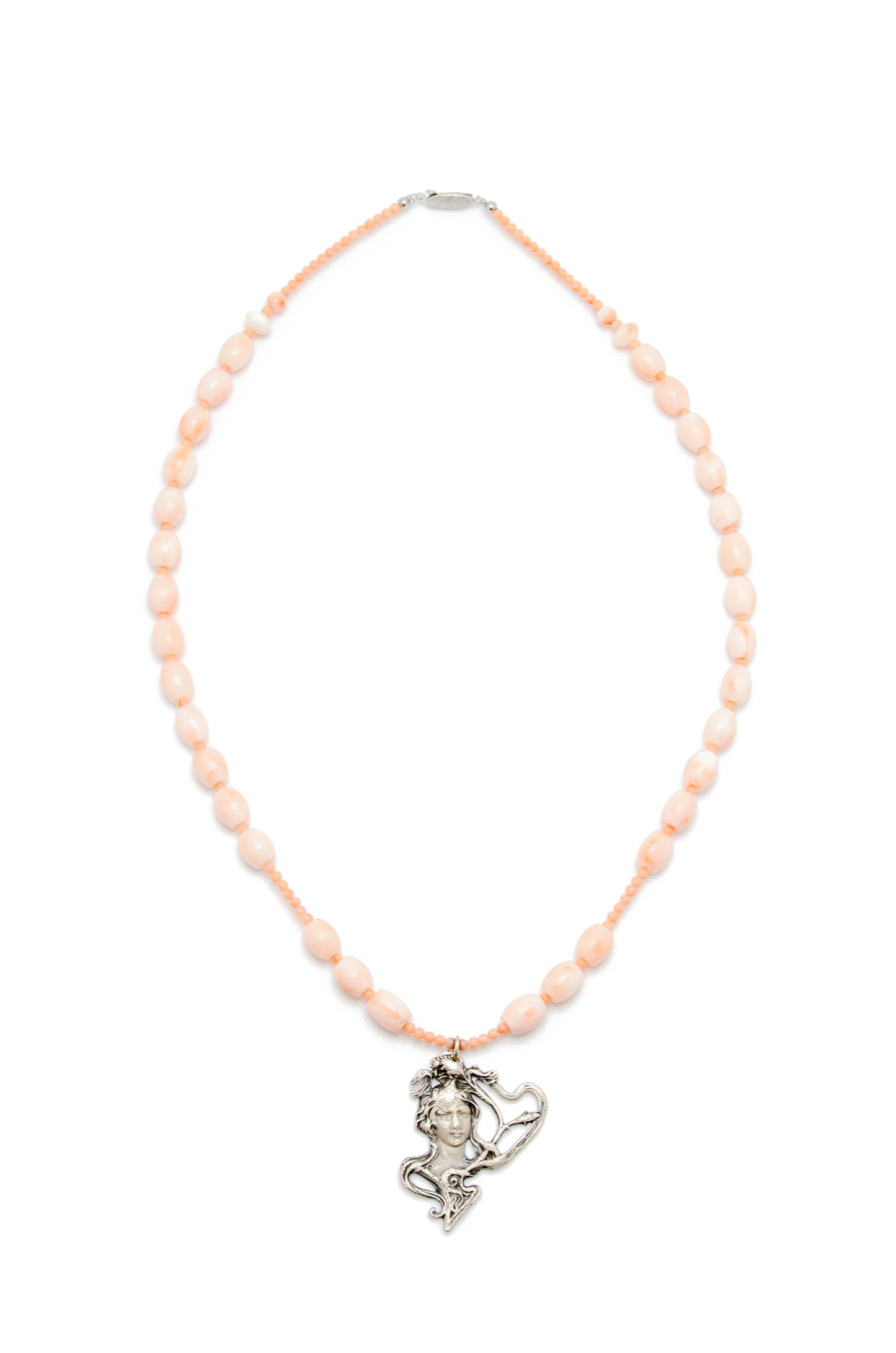 Colier: coral angel skin