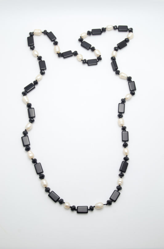 Colier: perle naturale, onyx