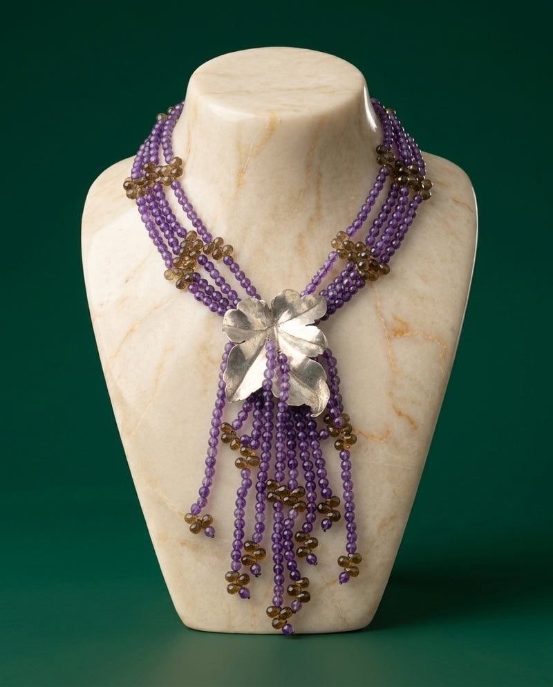 Colier din ametist violet și topaz albastru montat în argint, 57 cm — bust