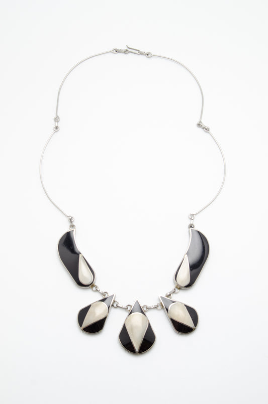 Colier: onyx, sidef